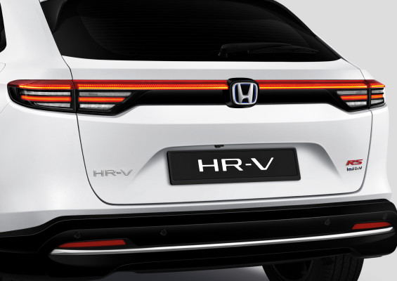 FULL-LED-TAILLIGHT-STRIP.jpg